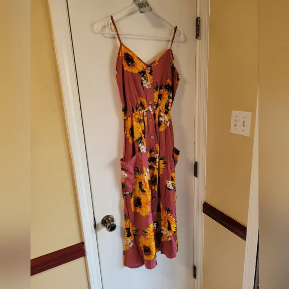 J & W Midi DRESS XL โ Blush Pink Sunflower w/ POCKETS-ALSO HAVE IN WHITE - Picture 2 of 7